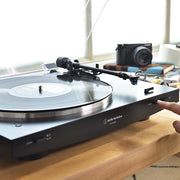 Audio-Technica Fully Automatic Wireless Belt-drive Turntable, White w/ 2 Yr Warranty Bundle