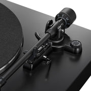 Audio-Technica Fully Automatic Wireless Belt-drive Turntable, White w/ 2 Yr Warranty Bundle