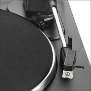 Audio-Technica Fully Automatic Turntable with Bluetooth, USB w/ Deco Gear Turntable Guide