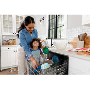 Hotpoint Built-in Dishwasher with Water Filtration System HDF330PGRWW