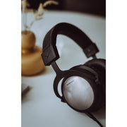 BeyerDynamic High-end Tesla Headphones T5 (3rd generation) Closed Back System - (717789)