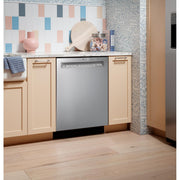 GE Built-in Dishwasher with Stainless Steel Tub GDF650SYVFS