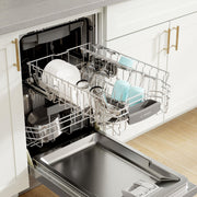 Bosch Built-in, 800 Series 18" Recessed Handle ADA-compliant Dishwasher SPE68C75UC