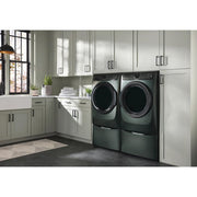 Electrolux 8.0 cu. ft. Front Load Perfect Steam™ Gas Dryer with Balanced Dry™ ELFG7738AA