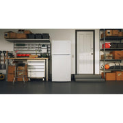 Frigidaire 30-inch, 18.17 cu. ft. Freestanding Top Freezer Refrigerator FFHT1814YW