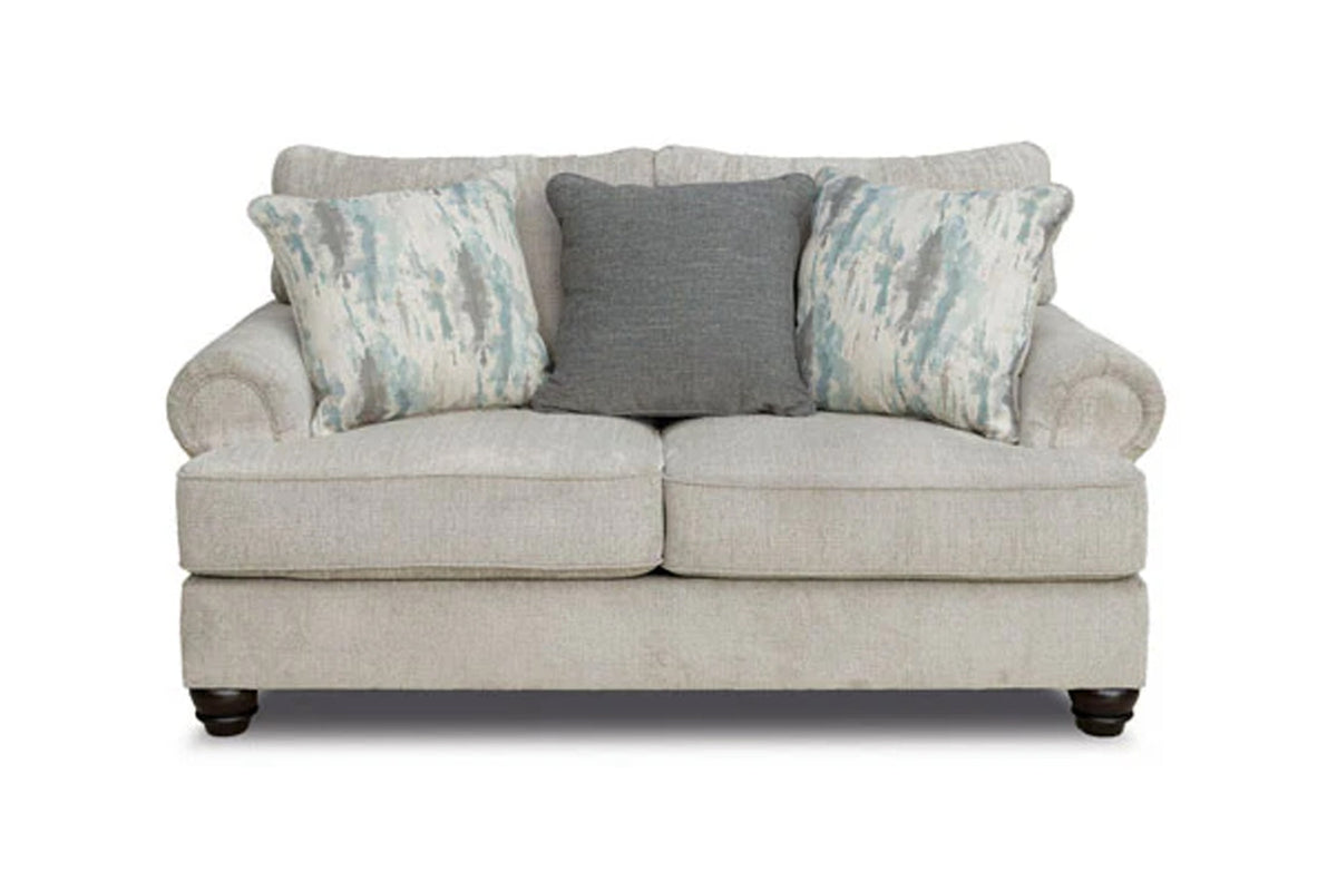 Akinlane Loveseat